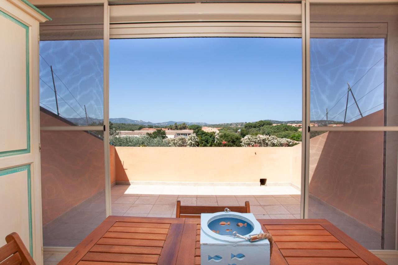 Porto Coda Cavallo Beach House a 300 mt dal mare, con terrazza panoramica San Teodoro  Esterno foto