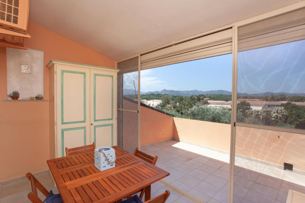 Porto Coda Cavallo Beach House a 300 mt dal mare, con terrazza panoramica San Teodoro  Esterno foto