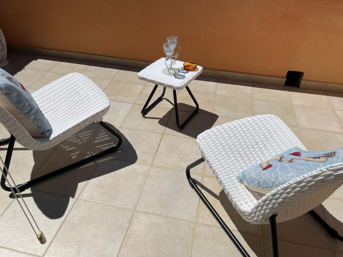 Porto Coda Cavallo Beach House a 300 mt dal mare, con terrazza panoramica San Teodoro  Esterno foto